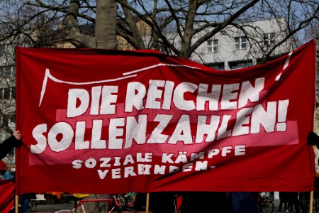 Antifascist protest Berlin Nettelbeckplatz 2021-03-28 09