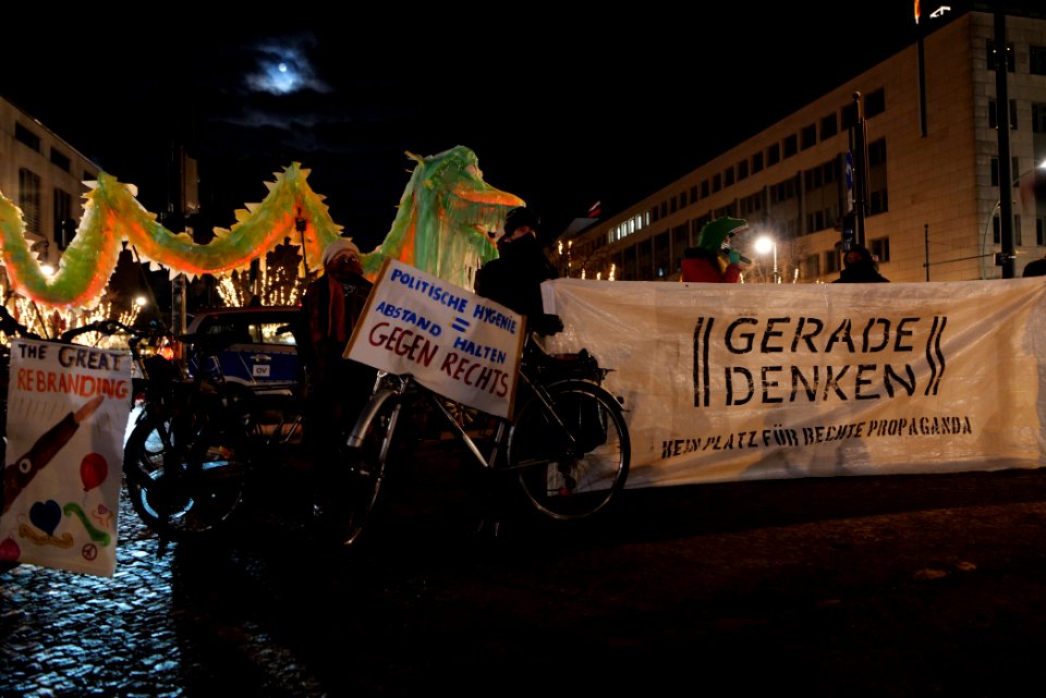Antifascist bicycle demonstration Berlin 2020-12-30 at Pariser Platz 26
