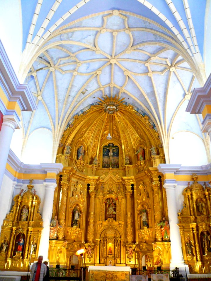 Antezana - Iglesia de San Miguel Arcángel, retablo mayor 09