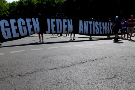 Antifascist protest Berlin 2020-08-01 03