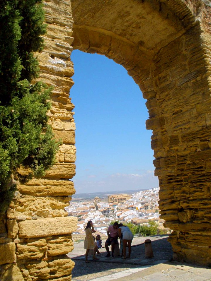 Antequera - Arco de los Gigantes 04