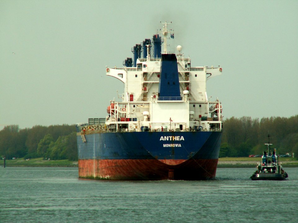 Anthea - IMO 9112973 - Callsign A8IJ6 -p5 leaving Port of Rotterdam, Holland 04-May-2006