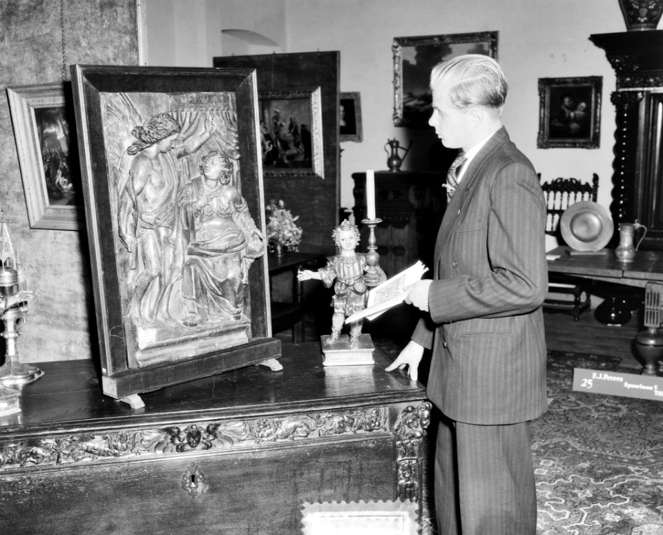 Antiektentoonstelling Delft Maria en Engel, Bestanddeelnr 905-2801