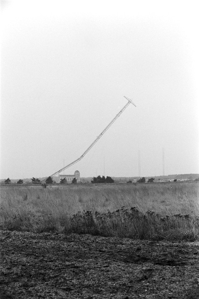 Antennemast Lange Gerrit van Radio Kootwijk neergehaald het neerhalen van d, Bestanddeelnr 930-7374