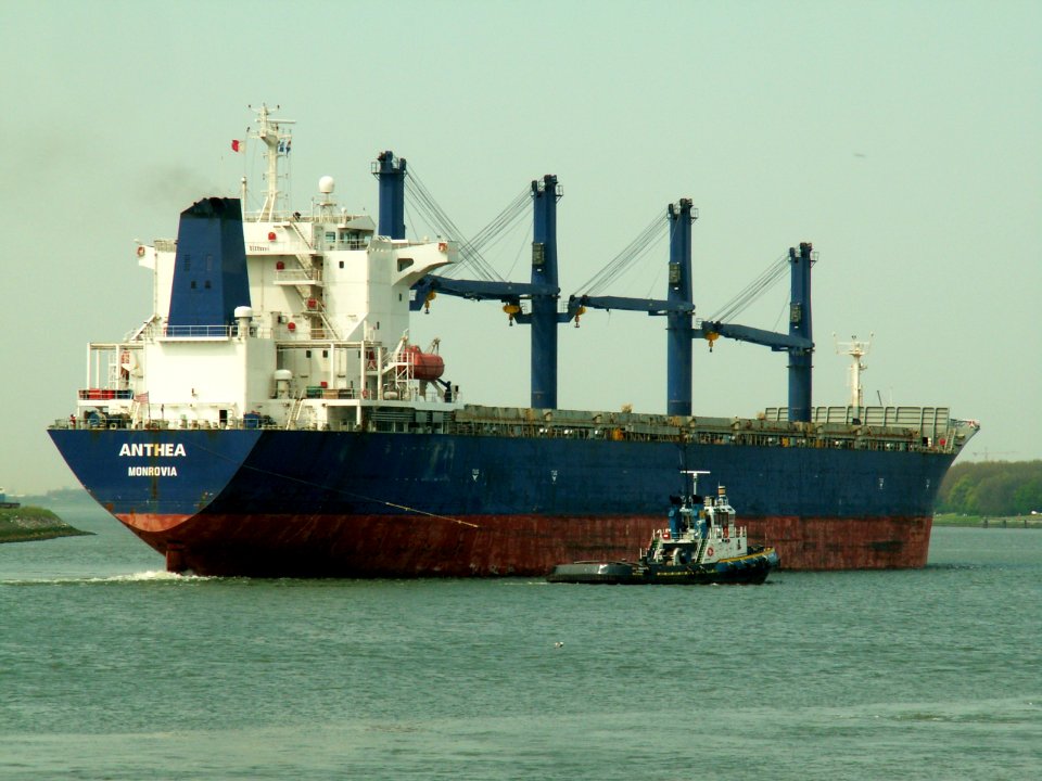 Anthea - IMO 9112973 - Callsign A8IJ6 -p4 leaving Port of Rotterdam, Holland 04-May-2006
