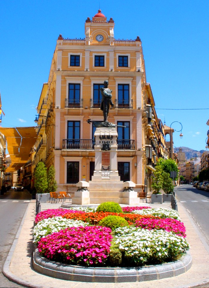 Antequera - Monumento al Capitán Vicente Moreno Baptista 3