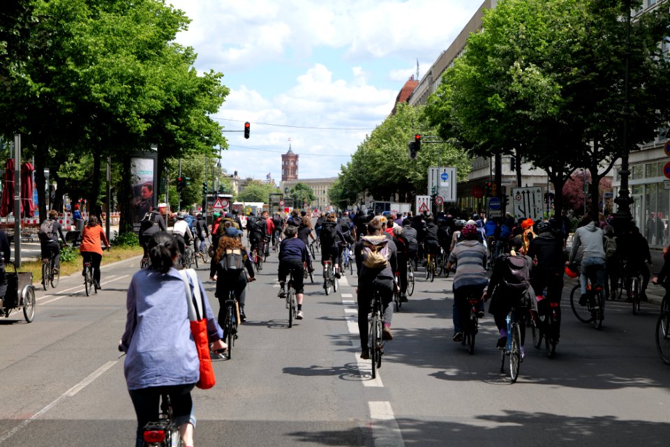 Antifascist bicycle demonstration Berlin 2020-06-06 30