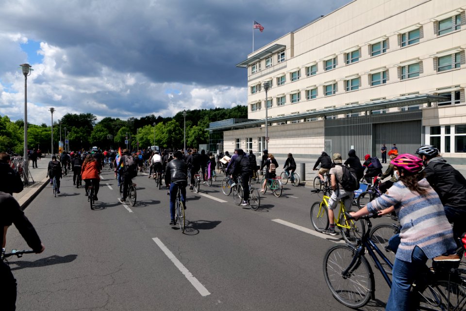Antifascist bicycle demonstration Berlin 2020-06-06 36