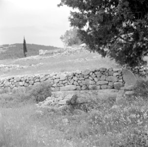 Antieke graf kelder bij Abu Gosh, Bestanddeelnr 255-1447 photo