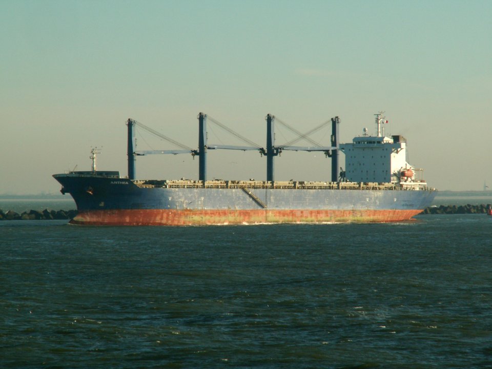 Anthea - IMO 9112973 - Callsign A8IJ6 -p1 leaving Port of Rotterdam, Holland 29-Jan-2006