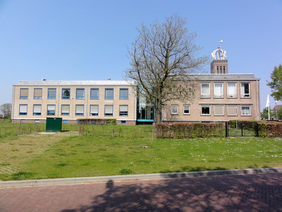 Andelst (Overbetuwe) gemeentehuis (2)