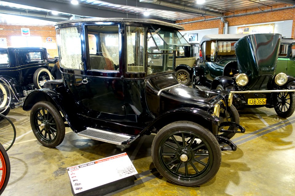 Anderson Detroit Electric - Automobile Driving Museum - El Segundo, CA - DSC01770