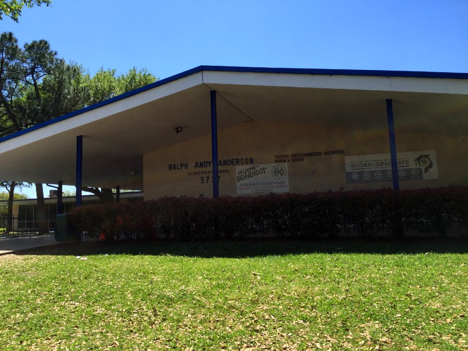 Andersoneshouston closeup