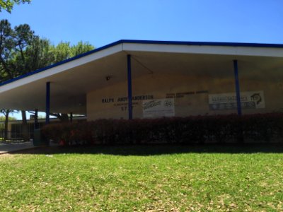 Andersoneshouston closeup