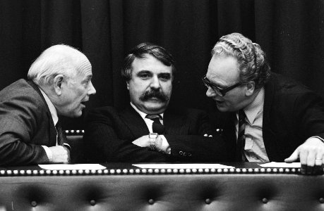 André van der Louw (PVDA) (l) en Jos van Kemenade (PVDA), Bestanddeelnr 932-4251