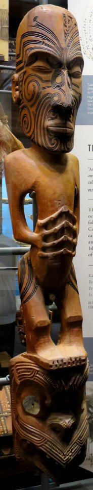 Ancestor image (tekoteko), North Island, New Zealand, Bishop Museum, 01410
