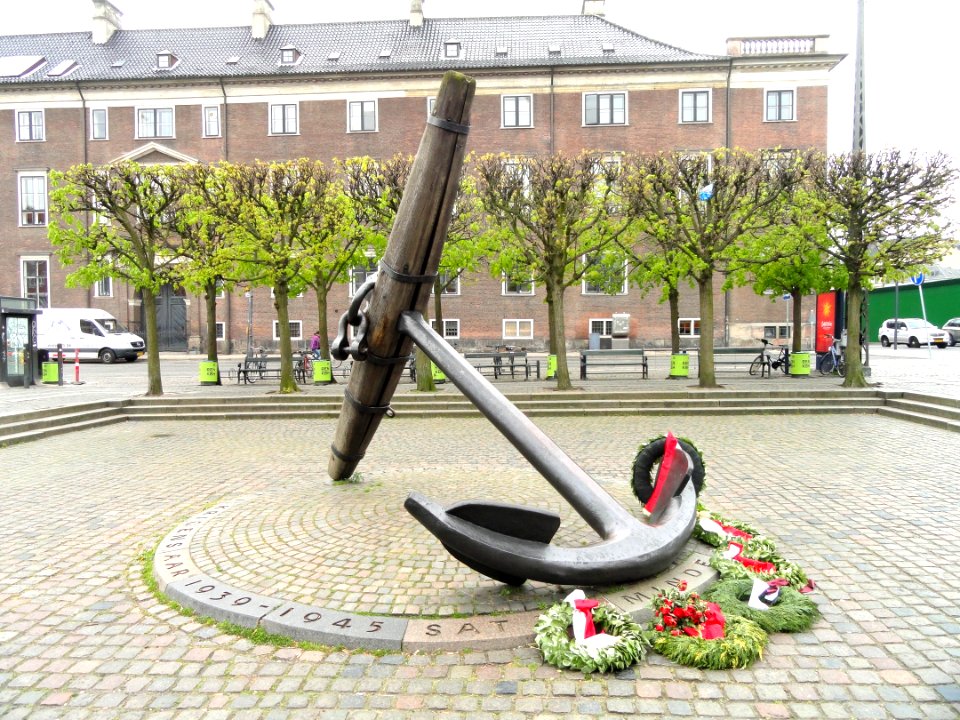 Anchor at Nyhavn - Copenhagen - DSC08421