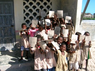 ANAKAO MADAGASCAR SOLIDARITE LAIQUE DON DE CAHIERS (7)