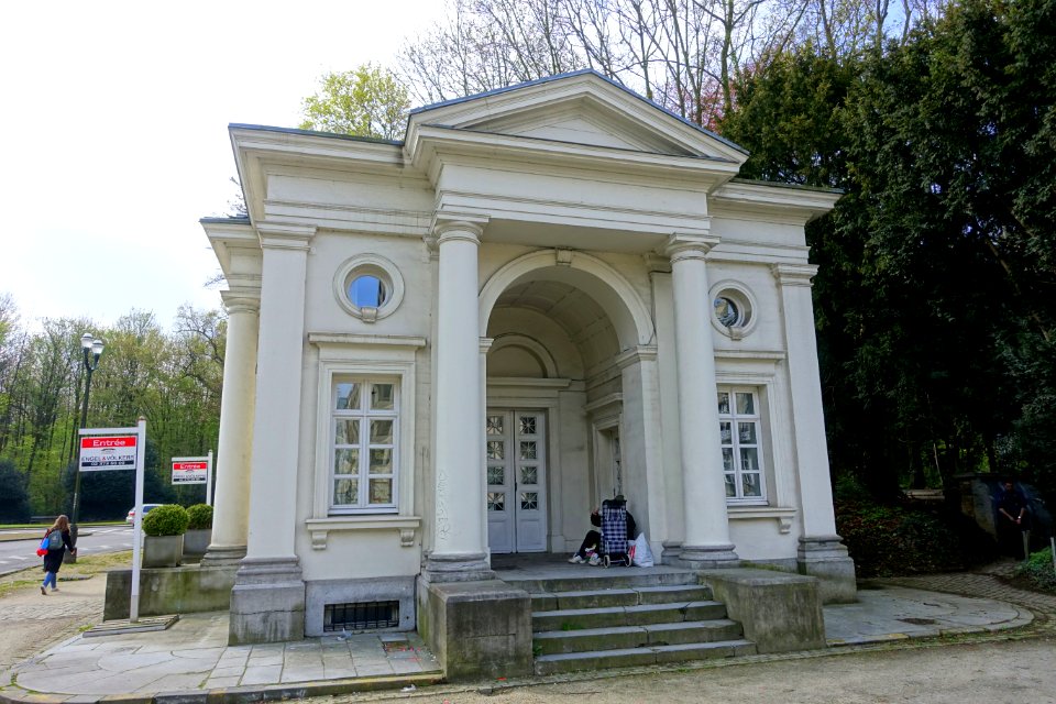 Ancien pavillon d'octroi de la Porte de Namur - Brussels, Belgium - DSC06586