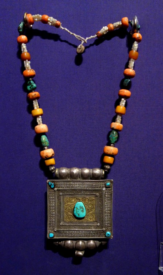 Amulet necklace, Tibet, early 20th century, pearl, coral, amber, turquoise, silver, brass - Fernbank Museum of Natural History - DSC00073