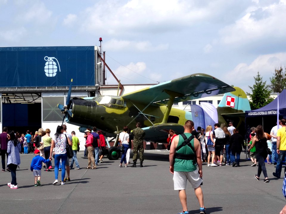 An-2 - Bdg Air Fair 26 5-2016