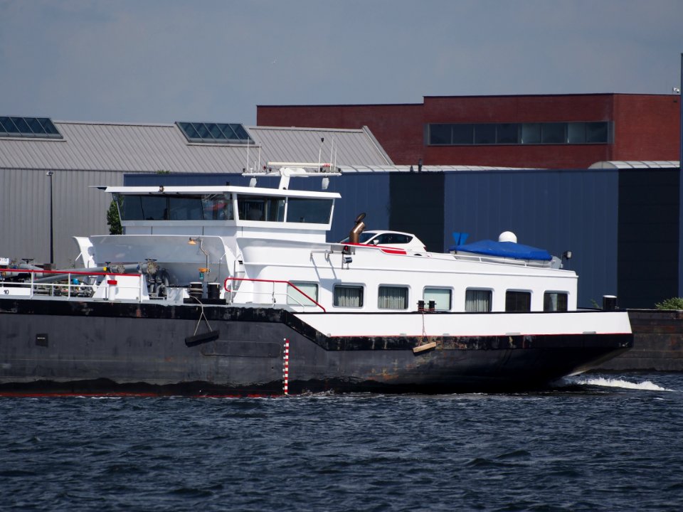 Anaconda (ship, 2009) - ENI 02332448, Noordzeekanaal pic2