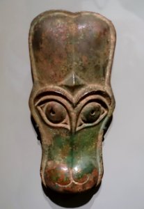 Animal or demon mask (chanfron), China, Western Zhou dynasty, 11th-9th century BC, bronze - Wadsworth Atheneum - Hartford, CT - DSC05086