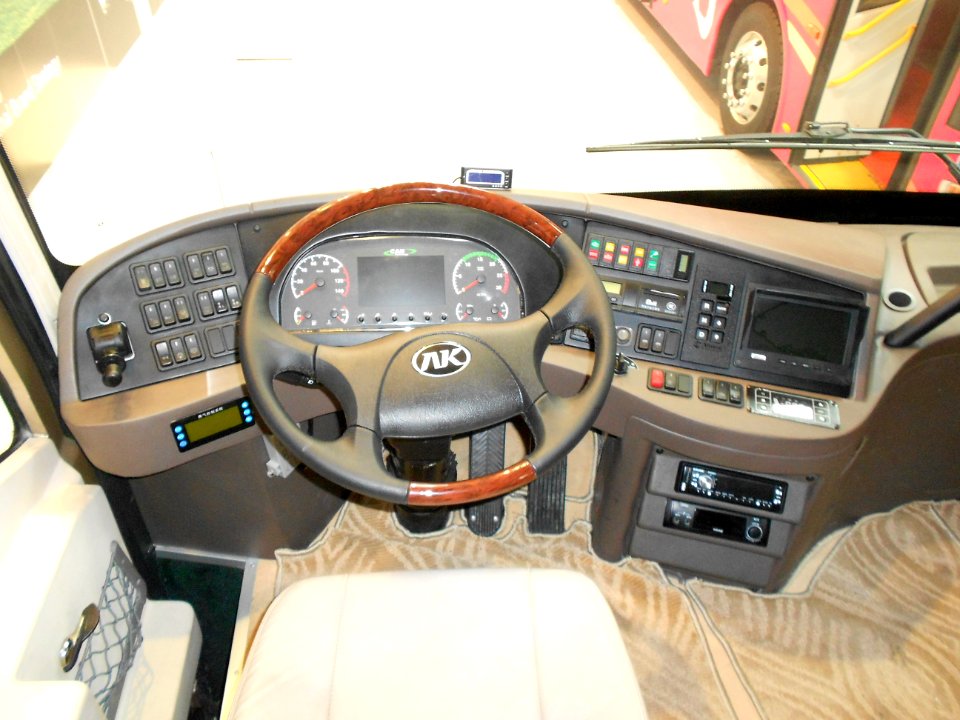 ANKAI BUS HFF 6904KZ 8. cockpit. Spielvogel