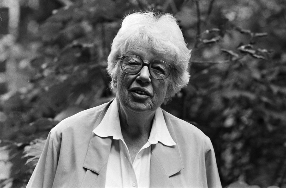 Annie M. G. Schmidt , opdracht Gelderlander, koppen, Bestanddeelnr 933-7336