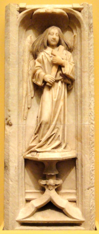 Angel, view 1, from the tomb of Don Garcia de Osorio, San Pedro at Ocana, near Toledo, Spain, artist unknown, c. 1499-1505, alabaster - San Diego Museum of Art - DSC06613