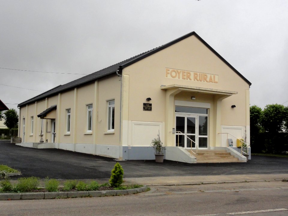 Annouville-Vilmesnil (Seine-Mar.) foyer rural