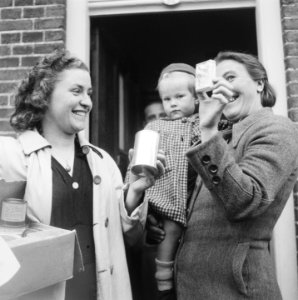 Anglo-Amerikaanse dank. Gedurende de oorlog hebben vele Nederlanders geallieerde, Bestanddeelnr 900-9651