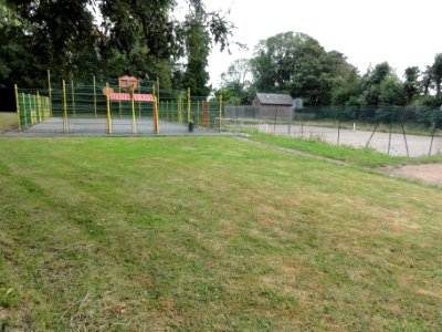 Annouville-Vilmesnil (Seine-Mar.) terrain multisports