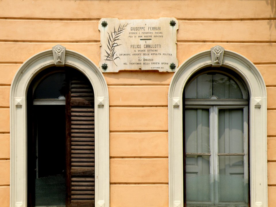 Angera Palazzo comunale 3.psd