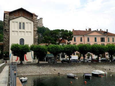 Angera Madonna della Riva 4