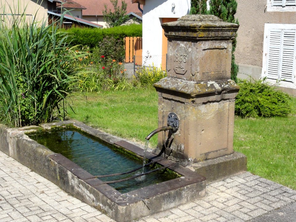 Angomont (M-et-M) fontaine