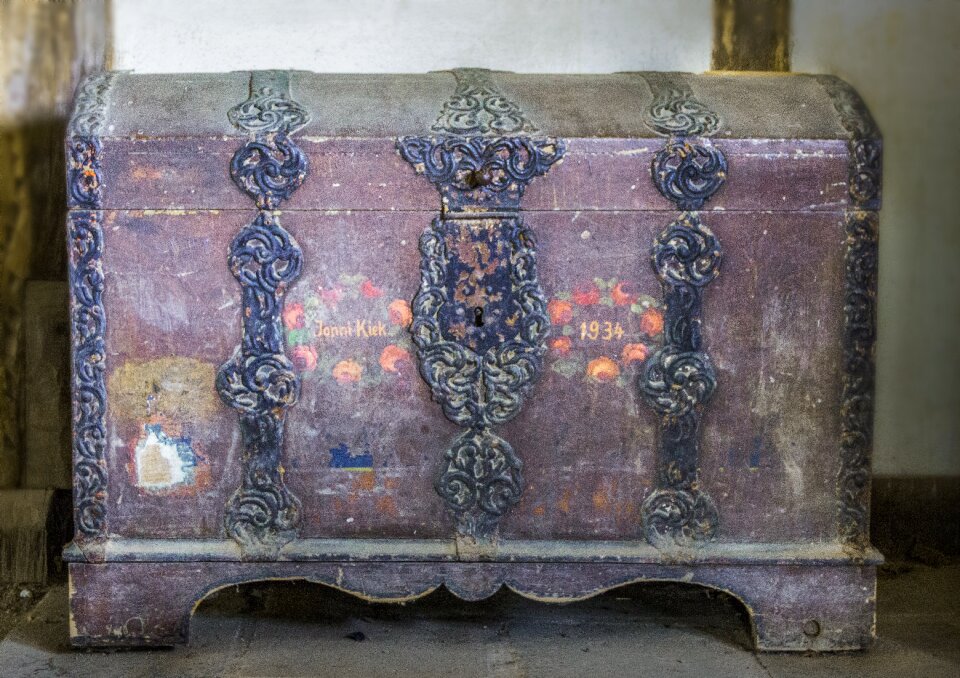 Old furniture furniture old