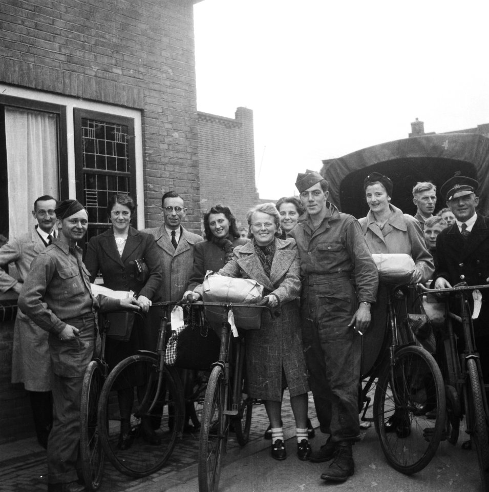 Anglo-Amerikaanse dank. Gedurende de oorlog hebben vele Nederlanders geallieerde, Bestanddeelnr 900-9653