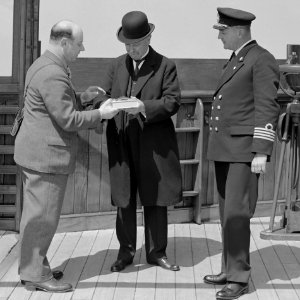 Andries Blitz, Willem Ruys en kapitein Dubois (1935)