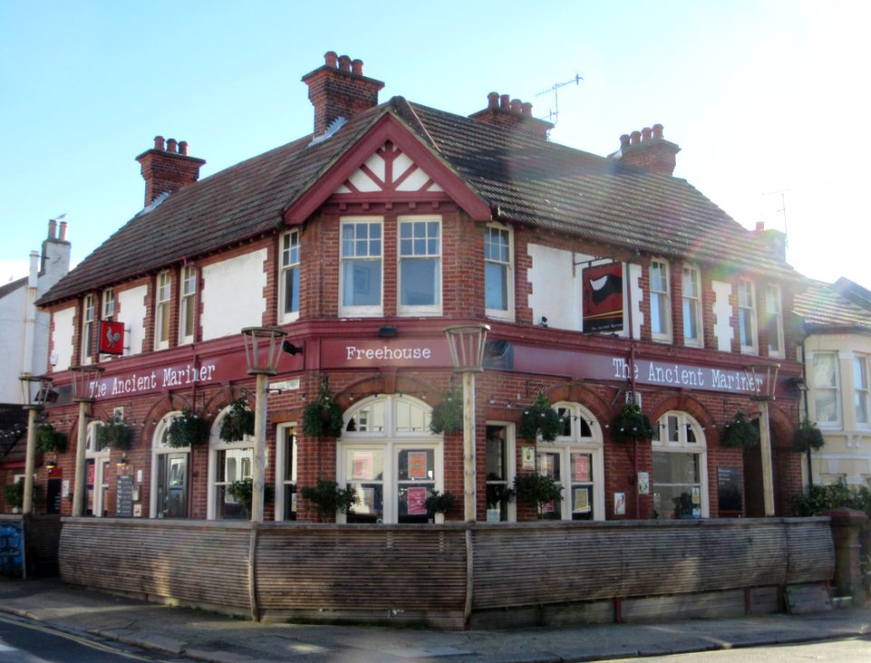 Ancient Mariner pub, Rutland Road, Hove (November 2015)