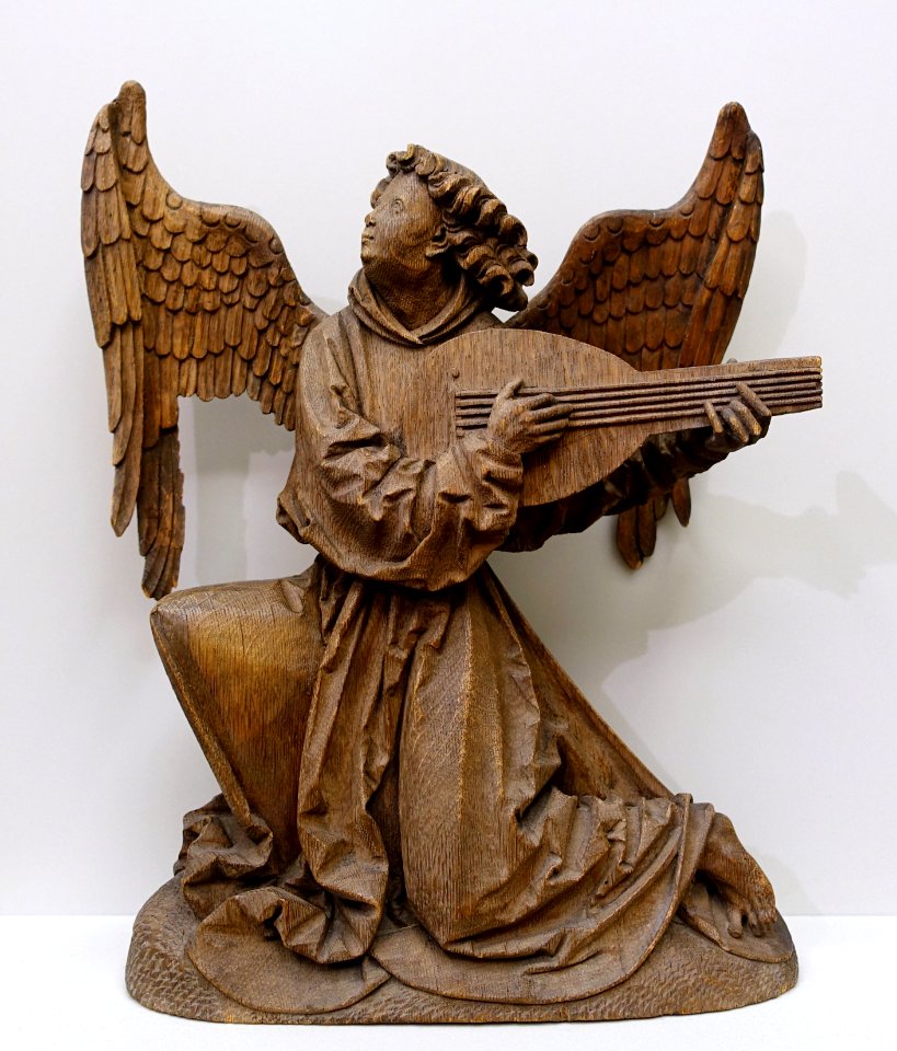 Angel Playing the Lute, by Hans Bruggemann, Husum, c. 1520, oak - Bode-Museum - DSC03306