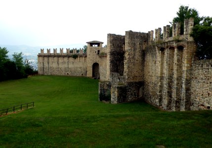 Angera Rocca 17