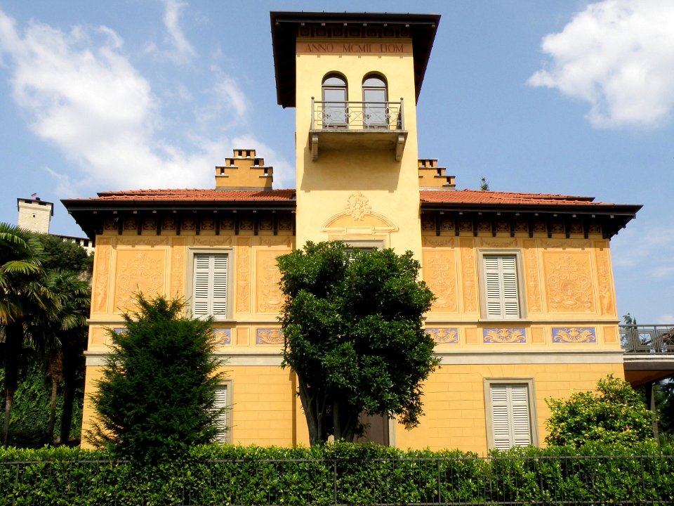 Angera Villa sul lago 2.psd