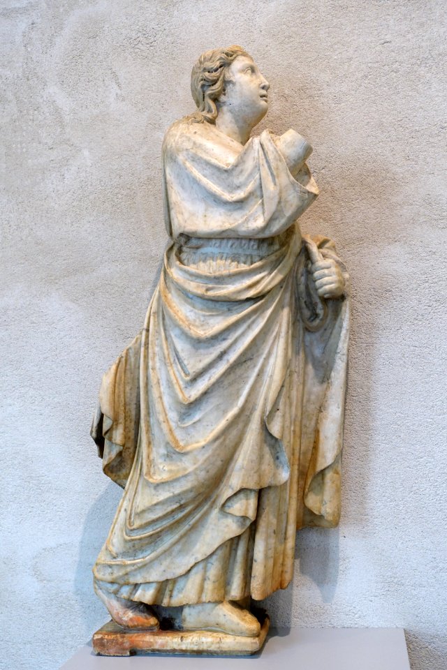 Angel by Arnolfo di Cambio, Italy, from the facade of the Florence cathedral, c. 1294-1302, marble - Fogg Art Museum, Harvard University - DSC00957