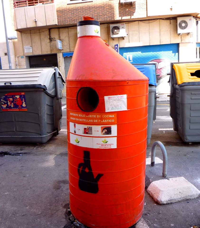 Alicante - Reciclaje de residuos urbanos 03