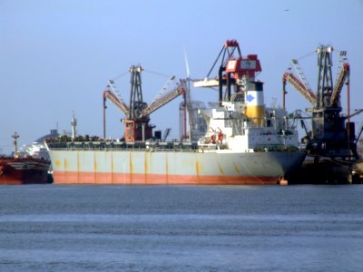 ANGELIC PROTECTOR - IMO 7510432 - Callsign SVLK photo-3, Port of Rotterdam, Holland 20-May-2007