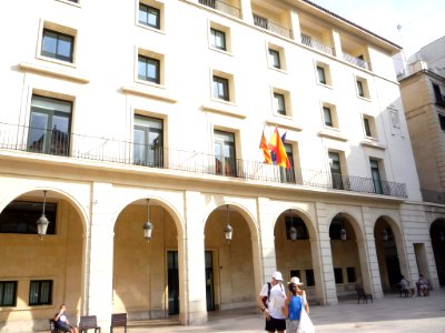 Alicante - Plaza del Ayuntamiento, Audiencia Provincial 3