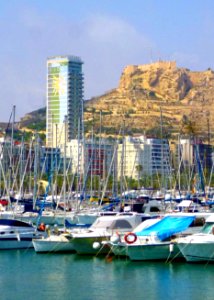 Alicante - Puerto deportivo 7 (cropped)