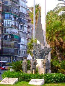 Alicante - Plaza Puerta del Mar 3