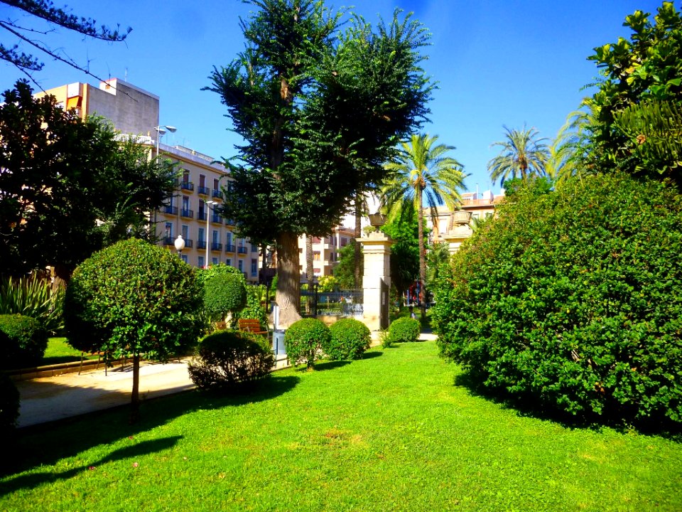 Alicante - Plaza de Santa Teresa 1